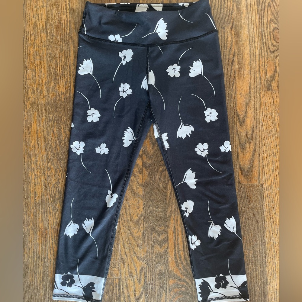 Fabletics XXS capri leggings. Worn twice!